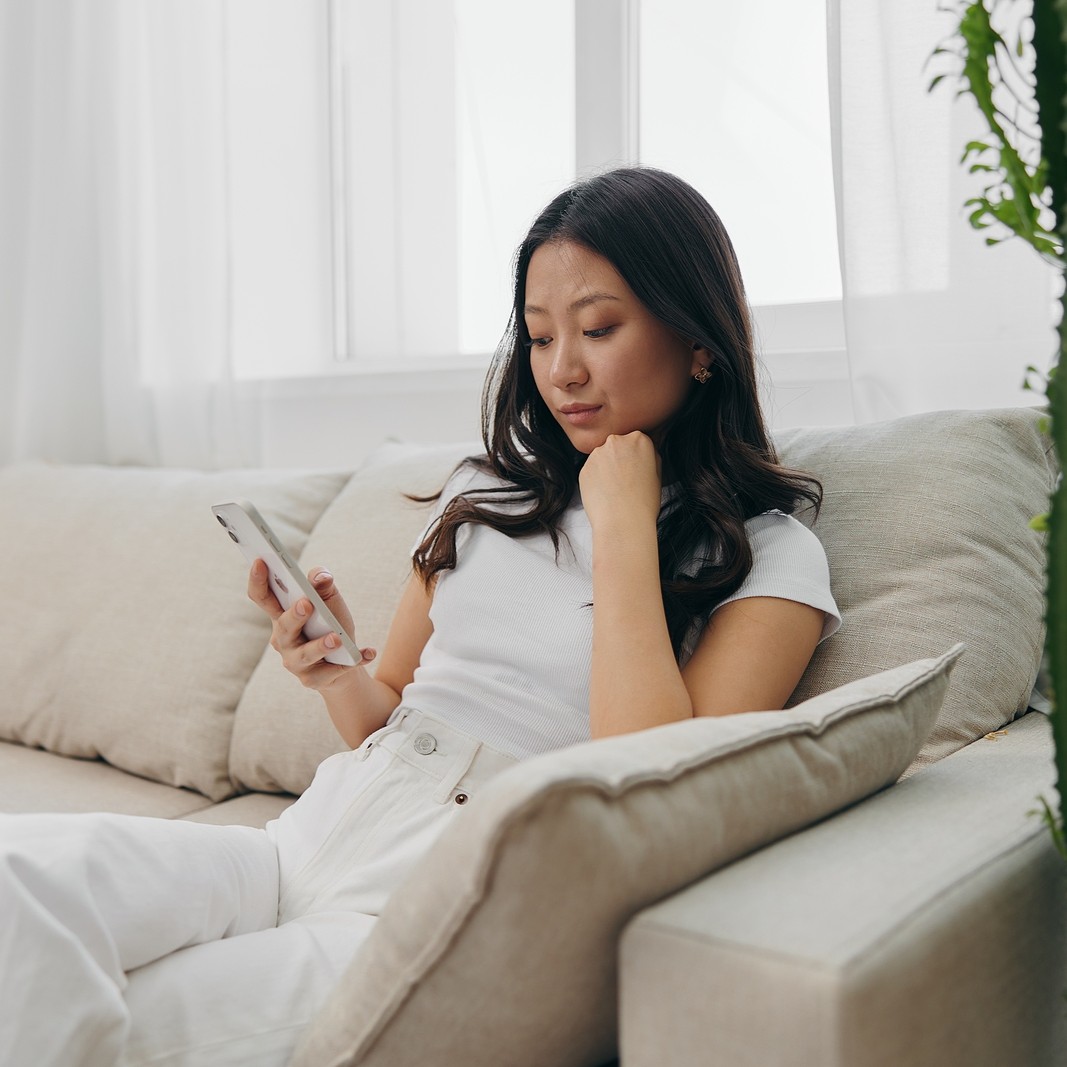 A woman in Iowa wondering "How Late Can You Take the Abortion Pill?"